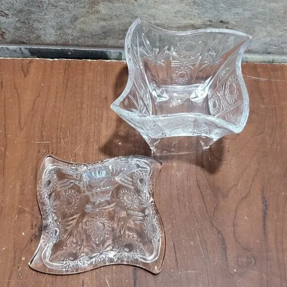 Vintage Swirl Square Cut Glass Lidded Footed Candy Jar Trinket Dish - Picture 4 of 9